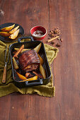 Spicy roast pork belly with pears and star anise