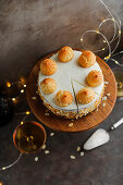 Small carrot cake with profiteroles