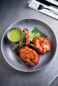 Lahori Chaapen, rustic lamb chops (India)