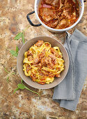 Fettuccine mit rotem Entenragout