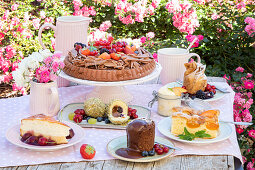 Sommerliches Kuchenbuffet