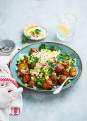 Röstkartoffelsalat mit Gemüse aus dem Airfryer