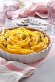 Mango tart with rosemary