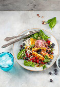 Rice salad with grilled halloumi and blueberries