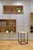 Modulares Wandschrank-System im minimalistischen Design