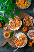 Joghurt-Granola-Bowl mit Clementinen