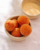 Stuffed duck croquettes with aioli dip