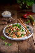 Asian mie noodles with chicken and vegetables