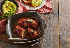 Meatloaf with beer sauce and mashed potatoes