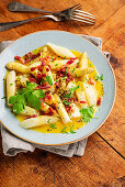 Pasta with asparagus carbonara