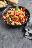 Lentil salad with grilled halloumi and strawberry dressing