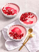 Pomegranate cheesecake cream