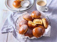 Sweet yeast rolls with carrot filling