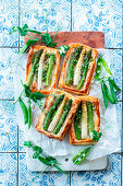 Asparagus puff pastry slices