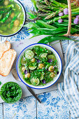 Vegetable soup with wild garlic pesto