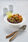 Black rice noodles with prawns and vegetables