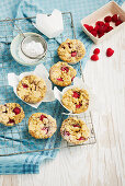 Himbeer-Streusel-Muffins mit Schokostückchen