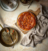 Apple tarte tatin