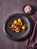 Mini-Rouladen vom Schwein mit Guanciale in Weißbiersauce