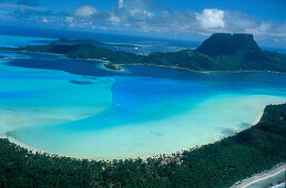 Luftbild, Bora Bora, Franzoesisch-Polynesien