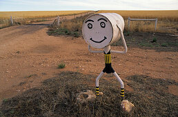 Mailbox, Briefkasten, Australien, creative mailbox in the outback