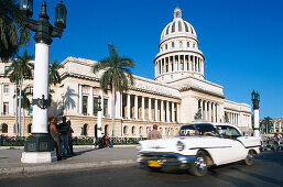 Taxi, Oldtimer, Capitoli Nationali, Havanna, Cuba, Greater Antilles, Antilles, Carribean, Central America, North America, America