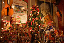 Christmassy decorated shop window of Reber, a shop, where you can buy Mozartkugeln, Old Market, Salzburg, Salzburg, Austria