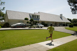 Runner, mansion, villa, one-family house, Beverly Hills Los Angeles, L.A., Caifornia, U.S.A., United States of America