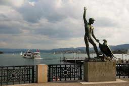 Ganymed Statue, von Hermann Hubacher 1952, Bürkliplatz, Zürichsee, Zürich, Kanton Zürich, Schweiz