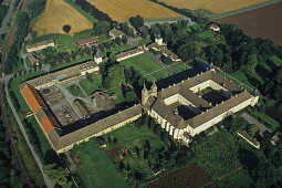 Covery Castle and Abbey, Hoexter, Weserbergland, North Rhine-Westphalia, Germany