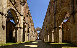 Die Ruine einer ehemaligen Abtei, Abbazia San Galgano, Toskana, Italien