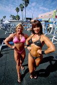 Female Bodybuilder, Muscle Beach, Venice, L.A., Los Angeles, California, USA