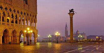 Italien, Veneto,Venedig, Piazzetta, Dogenpalast, Markuslöwe, Isola San Giorgio