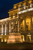 Burgpalast bei Nacht, Buda, Budapest, Ungarn, Europa