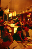 Vollbesetztes Restaurant Klee Brasserie, Manhattan, New York, USA, Amerika