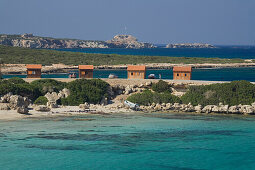 Strand mit Restaurant, Sea Bird Restaurant, und vier Hütten, Kap St. Andrew, Klides Inseln, Karpaz, Karpasia, Karpass Halbinsel, Nordzypern, Zypern