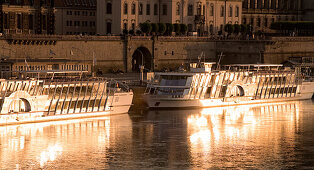 Pleasure boats on river Elbe in front of the Bruehlsche terrace, Dresden, Saxony, Germany, Europe