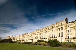 Gebäude im klassizistischen Regency Architekturstil, Brunswick Square in Brighton, East Sussex, England, Europa