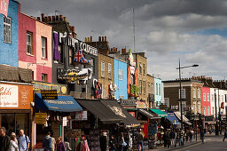 Strassenszene in Camden Town, Camden Lock, London, England, Europa