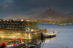 Hafen von Ballynakill, Connemara, County Galway, Irland, Europa