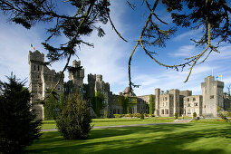 Ashford Castle bei Cong, County Mayo, Irland, Europa