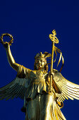 Europa, Deutschland, Berlin, Bronzeskulptur Victoria auf der Spitze der Siegessäule