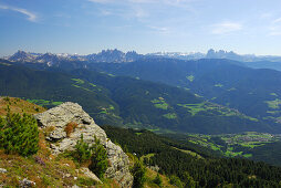 view to valley of Eisack and to Dolomites with Peitlerkofel, Geislergruppe, Sella and Langkofelgruppe range, hut Radlseehuette, Sarntaler Alpen, Sarntal range, South Tyrol, Italy