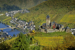 Reichsburg above river Moselle, Cochem, Rhineland-Palatinate, Germany