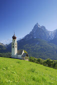 Church St. Valentin, Siusi, mount Schlern in background, Dolomites, South Tyrol, Italy