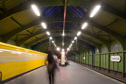 Der U-Bahnhof Eberswalder Straße ist eine Hochbahnstation der Berliner U-Bahnlinie 2 im Ortsteil Prenzlauer Berg. Der zunächst unter dem Namen Danziger Straße eröffnete Bahnhof trägt bei der BVG heute das Kürzel EB.