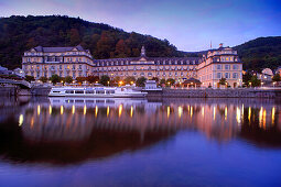 Blick über die Lahn zum Kurhaus, Bad Ems, Rheinland-Pfalz, Deutschland