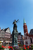 Fountain of Justice, Gerechtigkeitsbrunnen, Roemerberg, Frankfurt am Main, Hesse, Germany