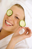 obe, Beauty, Camera, Care, Caucasian, Caucasians, Close-up, Cosmetic, Cosmetics, Cover, Cucumber, Eye