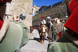 Historischer Umzug zur Jagderöffnung (apertura delle Cacce) Montalcino, Toskana, Italien